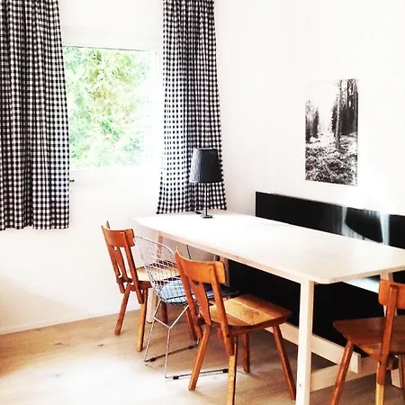 Bergwaldstudio Moderne Wiedweg