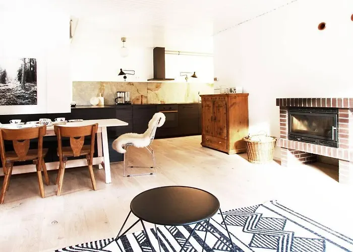 Bergwaldstudio Moderne * Wiedweg